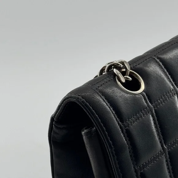 Chanel 2.55 - Picture 8 of 16